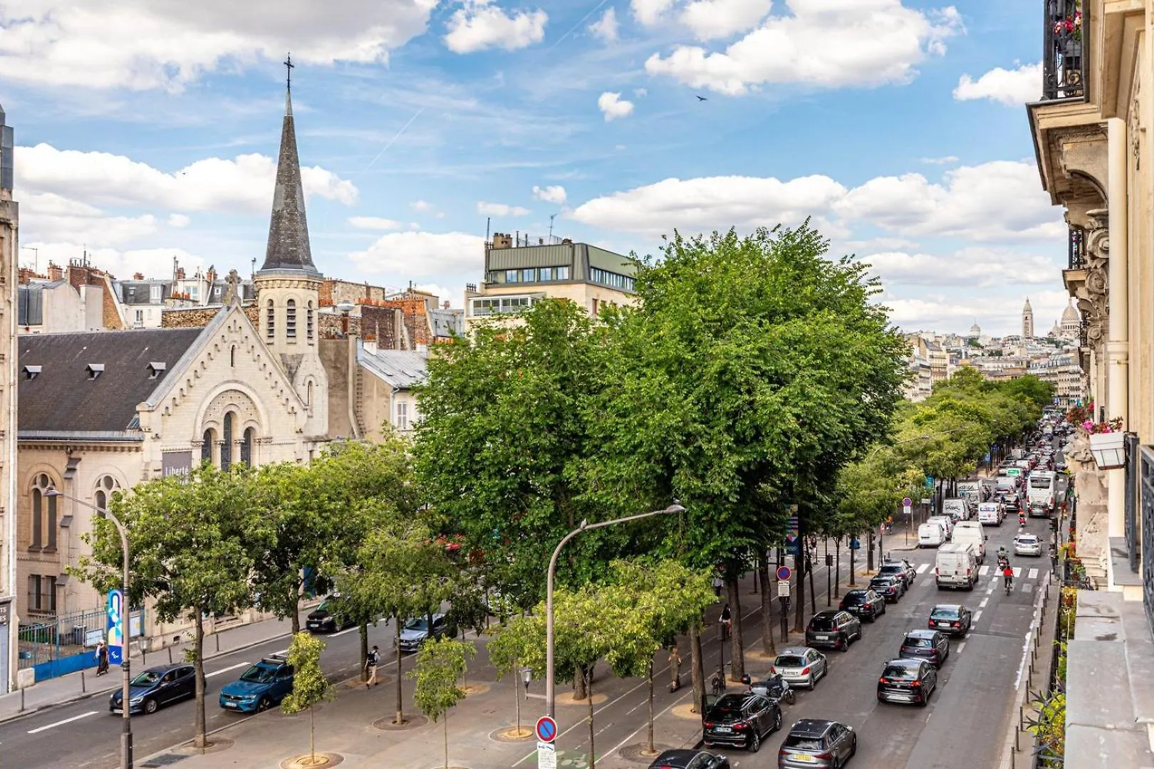 Guestready- Modern Comfort Near Parc Monceau For 6 باريس 0*,  فرنسا